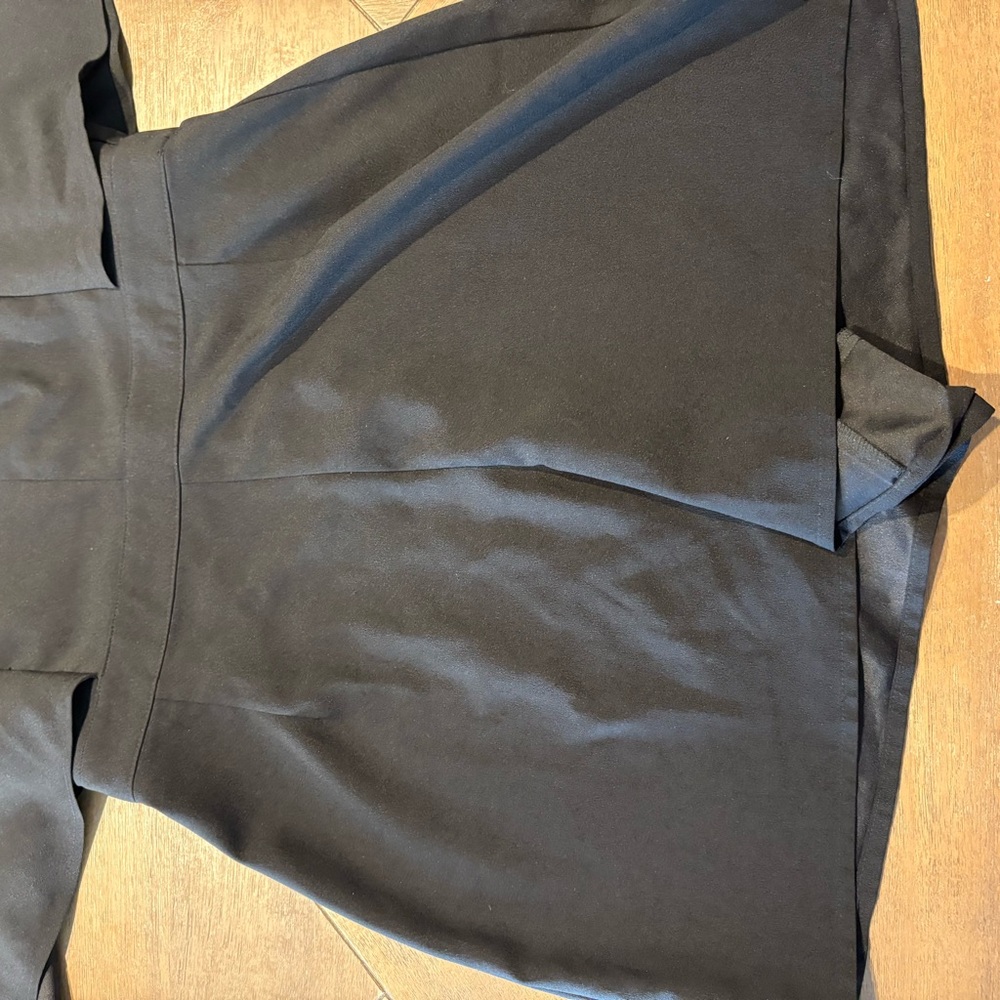 Leith Black V-Neck Romper Size M - Picture 5 of 9